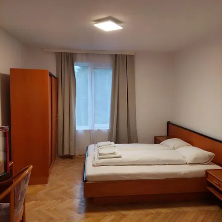 Ata Velden Apartment *