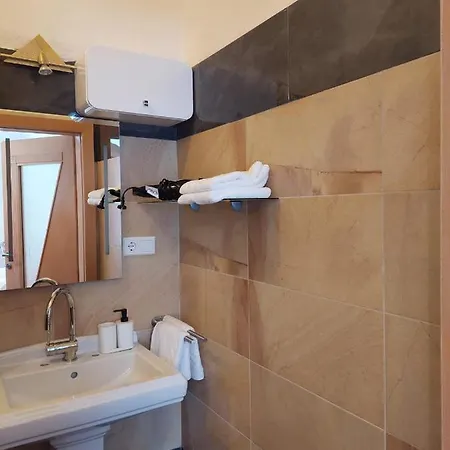 Ata Velden Apartment